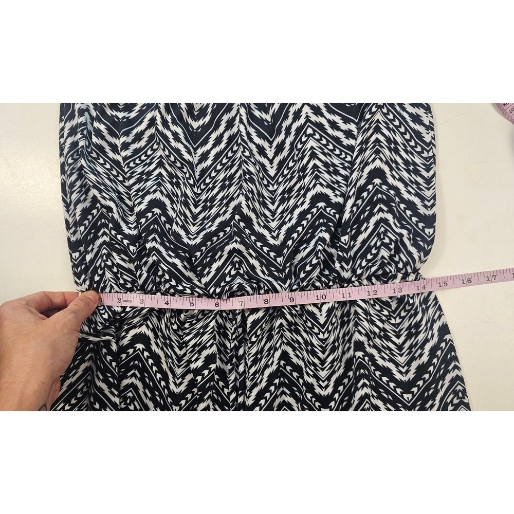 Swimsuits For All Sz 14 / 16 Black White Tube Top Cover Up Tie Waist Euc Beach — image 7 of 8